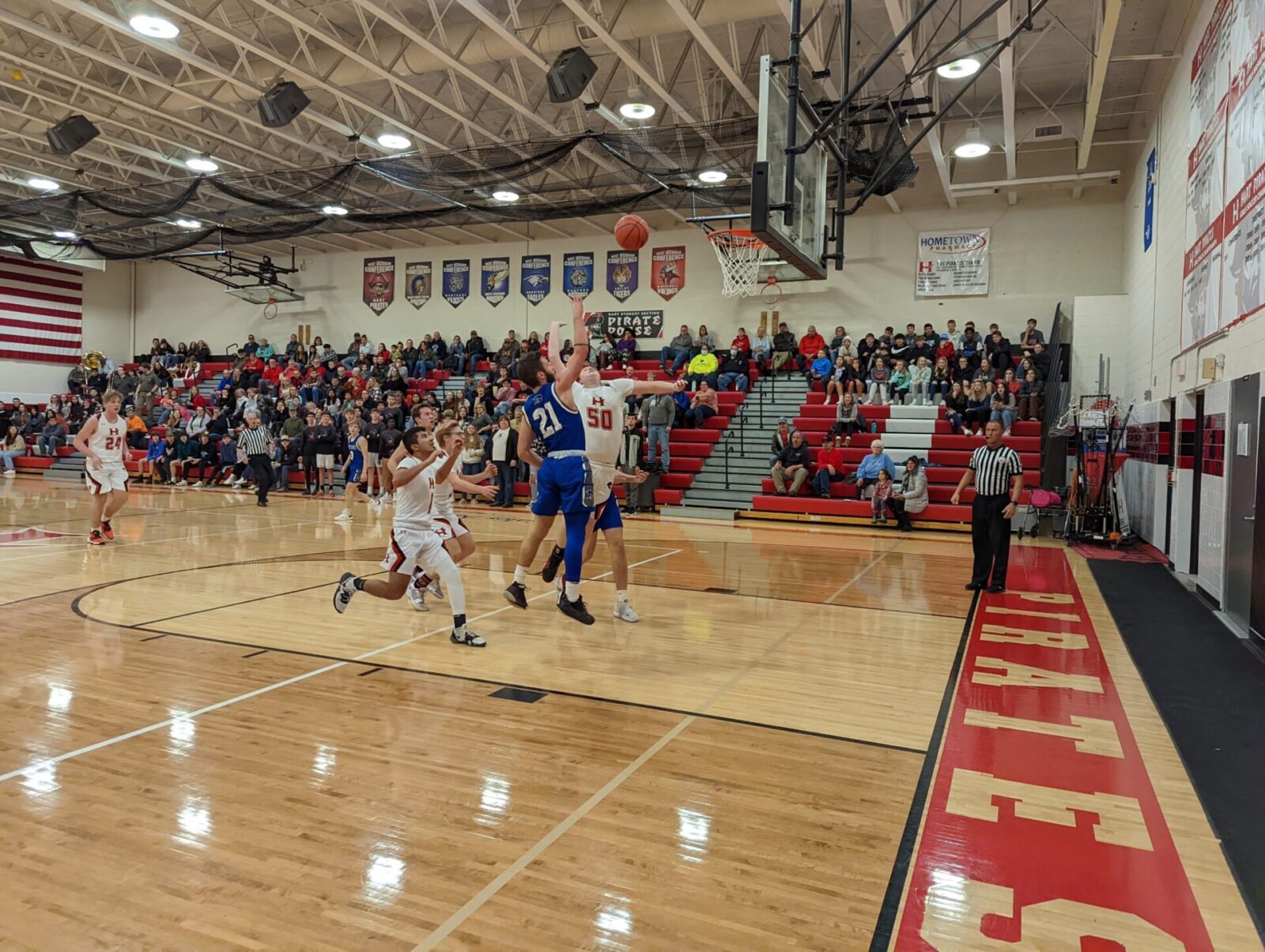 WMC boys basketball Ravenna alone in first place, North Muskegon stays