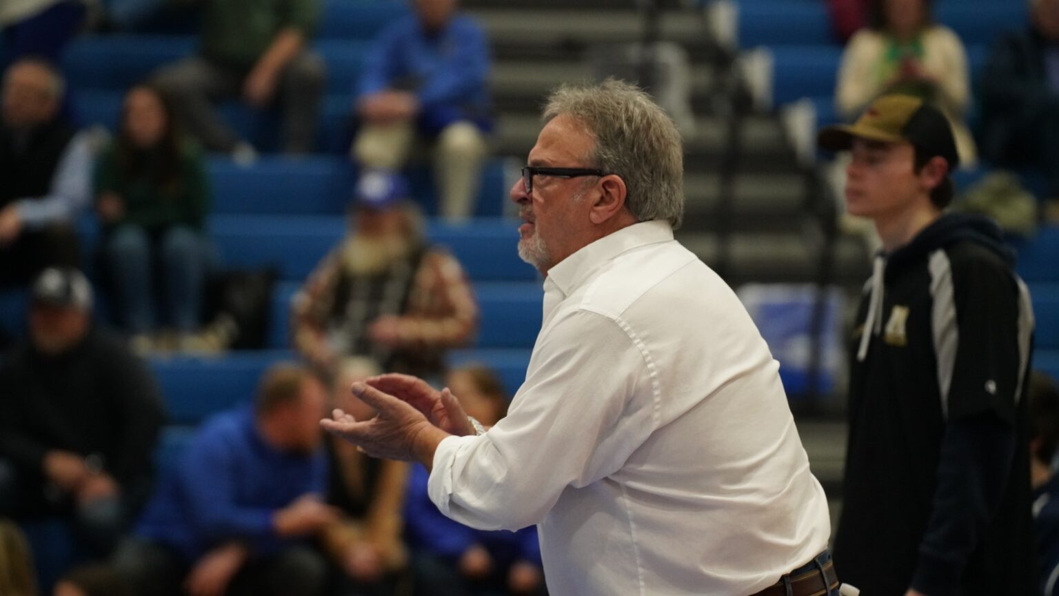 Ravenna captures third district wrestling title in six seasons