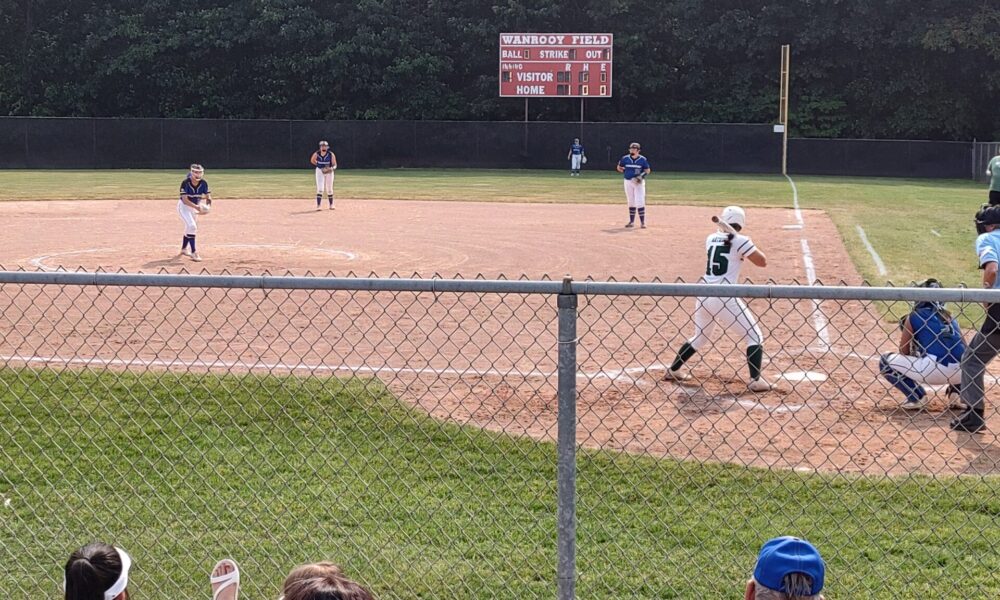 Coopersville stuns Oakridge in regional softball semifinal with four