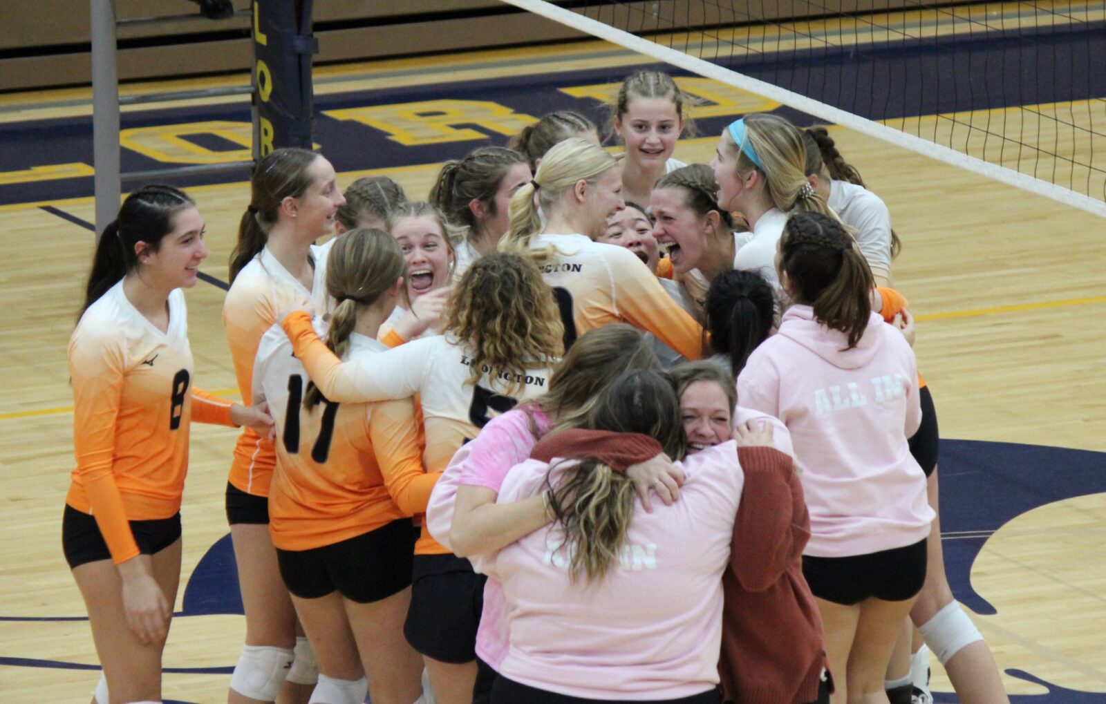 Ludington fends off scrappy Kingsford for first regional volleyball