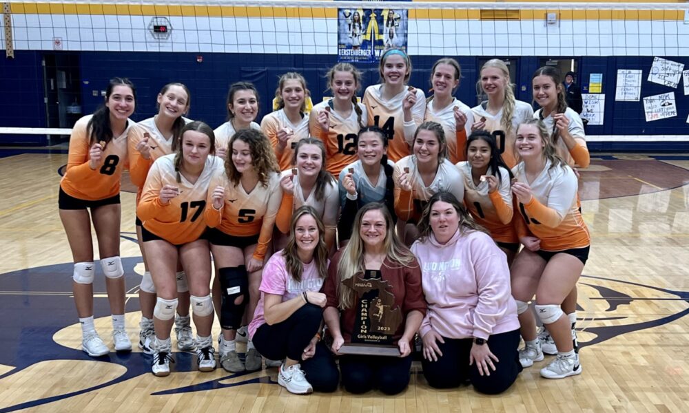 Ludington fends off scrappy Kingsford for first regional volleyball